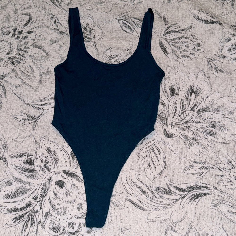 NWOT Victoria’s Secret Sport bodysuit
